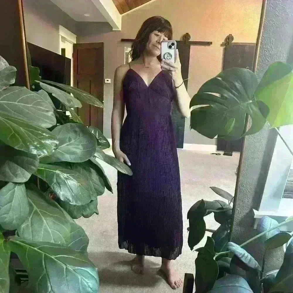 NWT BANANA REPUBLIC Plum Burgundy Pleated Maxi Strappy Formal Dress Women Pt 2